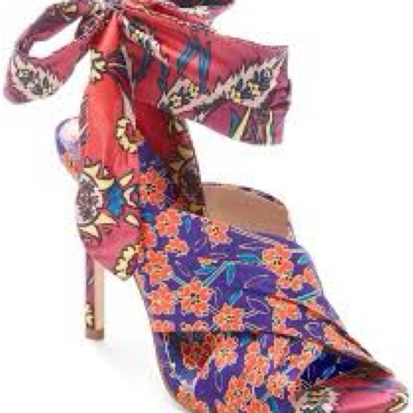 Jessica Simpson Jestella Knotted Scarf Tie Pumps - Picture 2 of 12